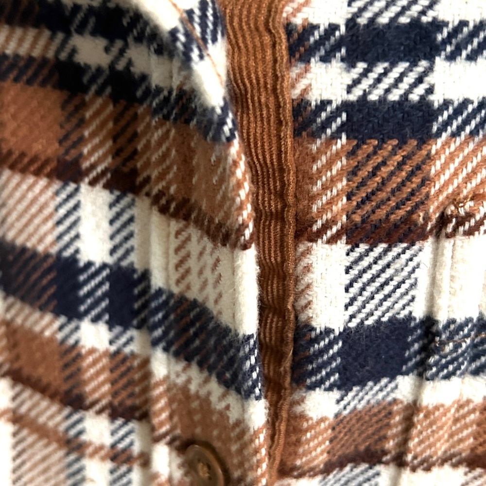 AE Women’s American Eagle Hooded Flannel Button Down Shirt XS EUC - Picture 8 of 9
